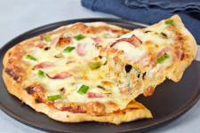 Camembert & Ham Mushroom sauce Pizza